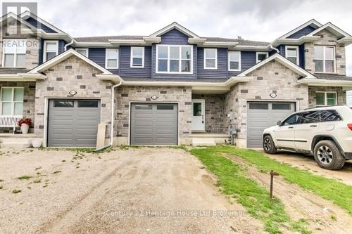 2-50 Blandford Street, Woodstock (Woodstock - North), ON, N4S7H6 | Card Image