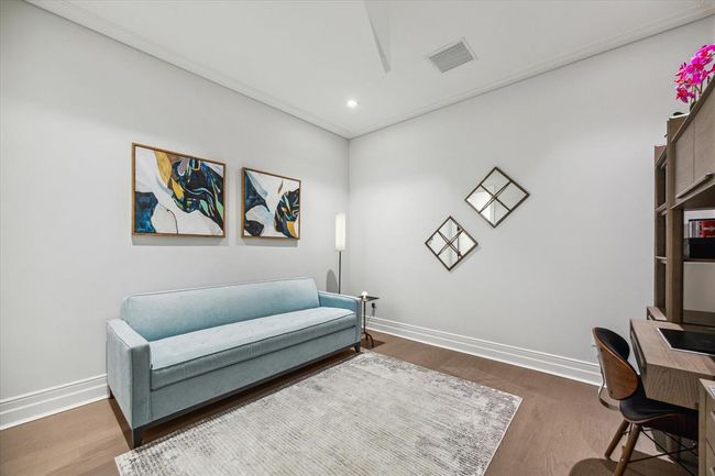 [Ensuite Secondary Bedroom] A second bedroom that can function perfectly as a home office! | Image 30