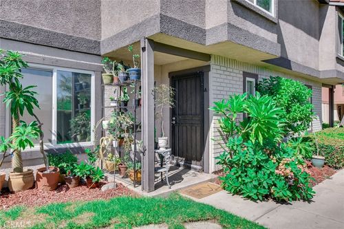 1802 N Vineyard, Ontario, CA, 91764 | Card Image