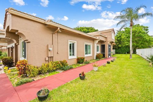 10156 Lombardy Dr, Tamarac, FL, 33321-1202 | Card Image
