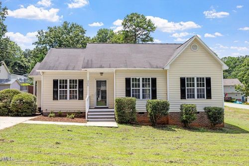 2300 Red Oak Ct, Hillsborough, NC, 27278-7681 | Card Image