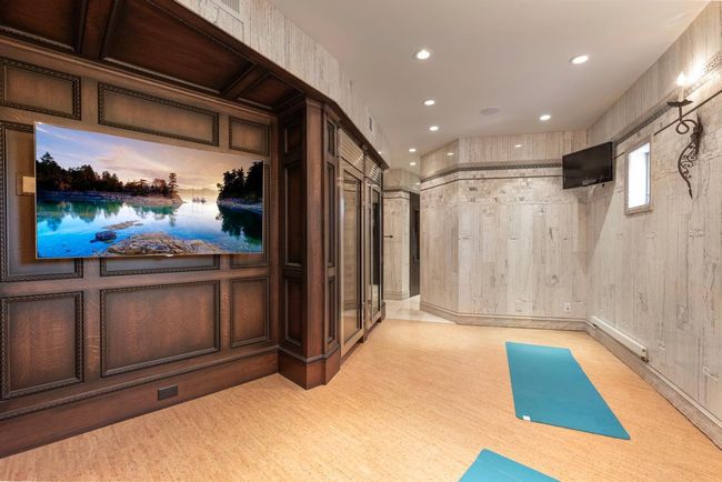 Exercise Room with Bathroom | Image 24