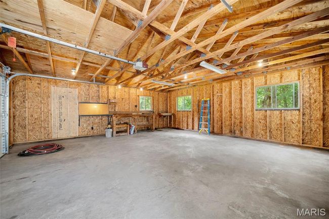 View of garage | Image 48