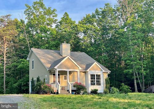 4601 S Blue Ridge Tpke, ROCHELLE, VA, 22738-4093 | Card Image