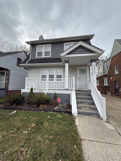 16555 Lawton St, Detroit, MI, 48221-3147 | Card Image