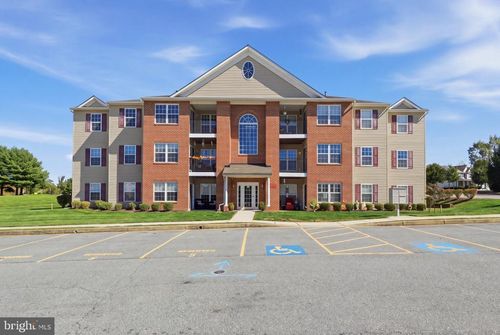 2d-800 Wembley Dr, HAMPSTEAD, MD, 21074-2657 | Card Image