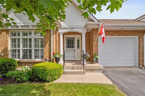17-2684 Mewburn Rd, Niagara Falls, ON, L2J0A9 | Card Image