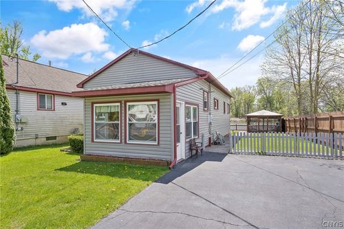 3362- 3363 Hayes Road, Lysander, NY, 13027 | Card Image
