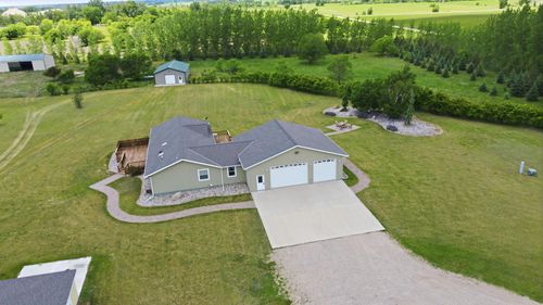 20371 180th Ave N, Ulen, MN, 56585-9280 | Card Image