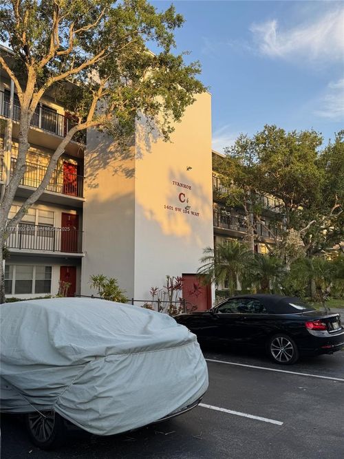 apt-105c-1401 Sw 134th Way, Pembroke Pines, FL, 33027-6418 | Card Image