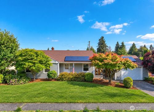 1021 H St, Centralia, WA, 98531-4827 | Card Image