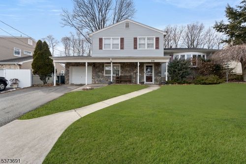 216 Willett Ave, South River, NJ, 08882-2144 | Card Image