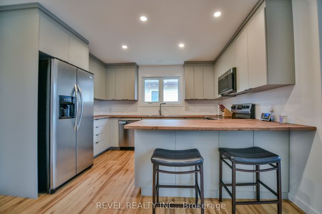 222 Laurentian Cres, House other with 5 bedrooms, 2 bathrooms and 3 parking in Timmins ON | Image 9