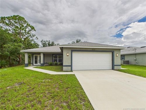 8666 100th Ave, Vero Beach, FL, 32967-3358 | Card Image