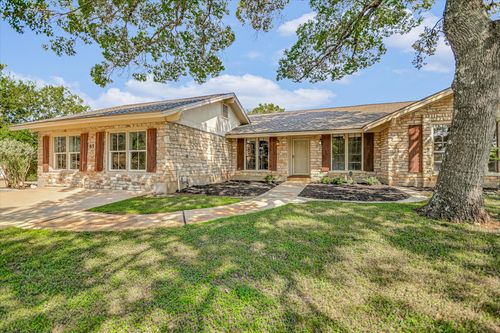 85 Brookhollow Dr, Wimberley, TX, 78676-2506 | Card Image