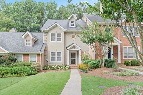 736 Olde Towne Ln, Marietta, GA, 30068-4343 | Card Image