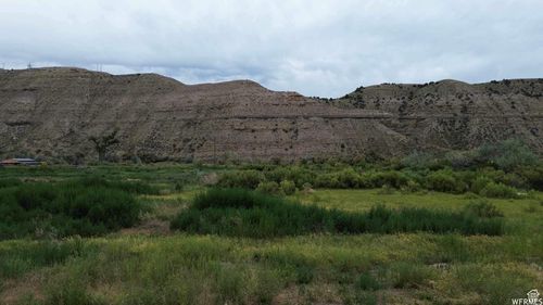 2-325 E 400 S, Duchesne, UT, 84021-7801 | Card Image