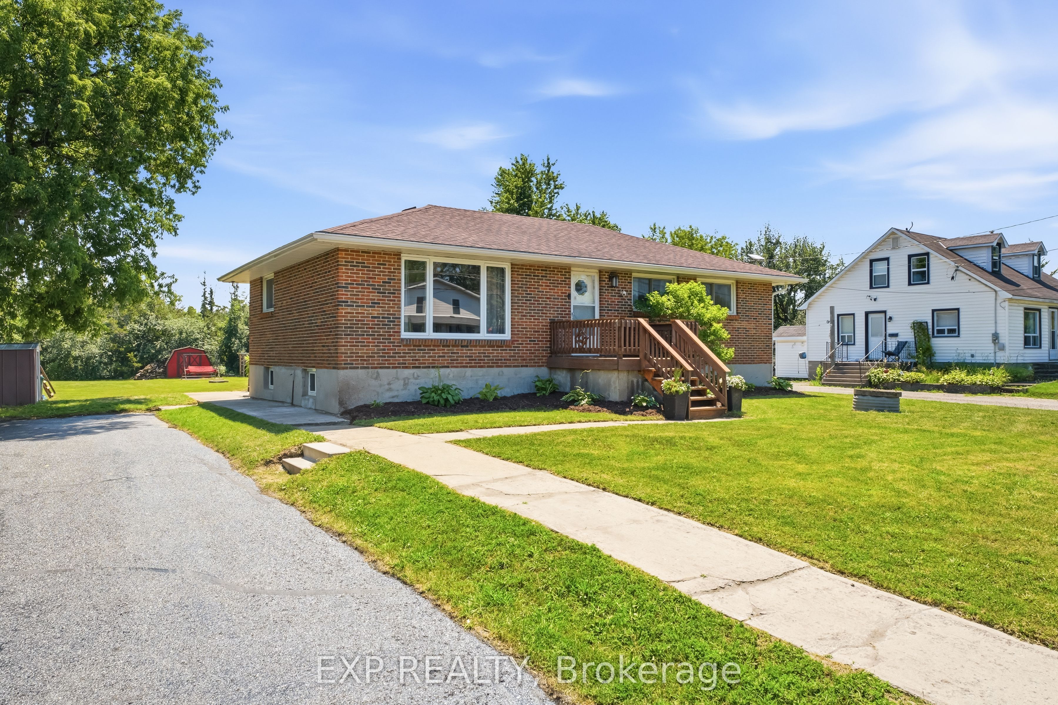 Residential in Quinte West 3