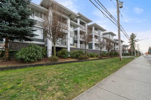 221-46262 1st Ave, Chilliwack, BC, V2P0C3 | Card Image