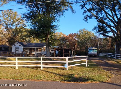 144 Plummer Cir, Jackson, MS, 39212-2314 | Card Image