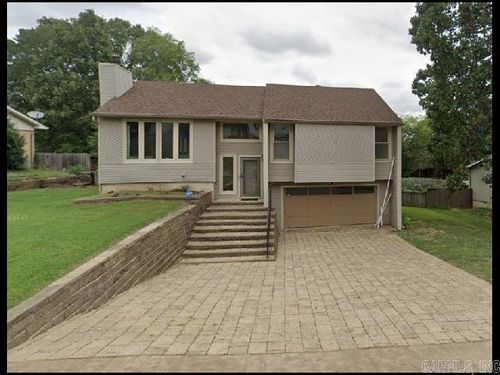 47 Hightrail Dr, Maumelle, AR, 72113-6220 | Card Image