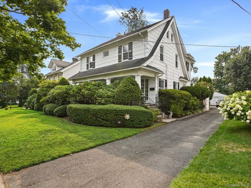 21 Danner Ave, Harrison, NY, 10528-3315 | Card Image