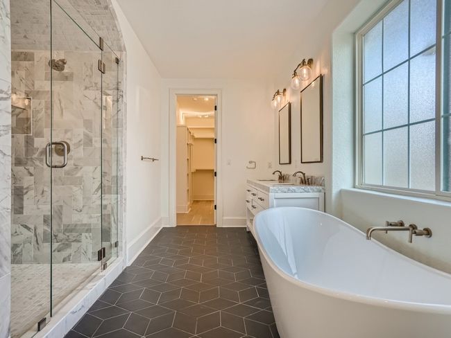 2625 Mccullough St, House other with 4 bedrooms, 4 bathrooms and 2 parking in Austin TX | Image 13