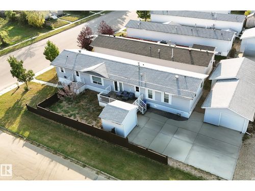 4802 48 Ave, Wetaskiwin, AB, T9A0E7 | Card Image
