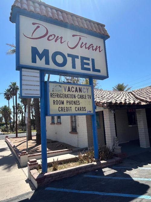 344 E 4th St, Calexico, CA, 92231-2702 | Card Image