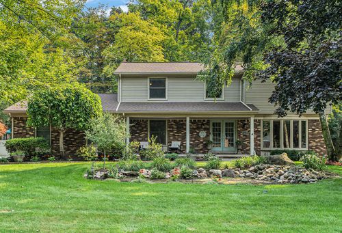 53288 Sherwood Ln, Shelby Twp, MI, 48315-2042 | Card Image