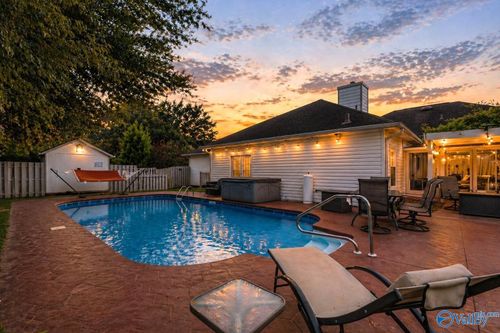 102 Silver Tail Ln Sw, Huntsville, AL, 35824-1346 | Card Image