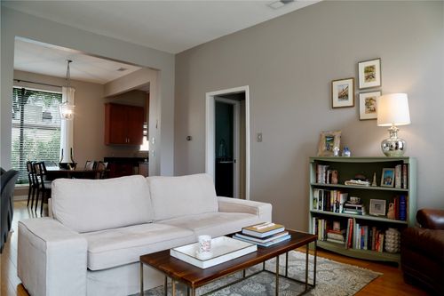 apt-g-4031 Holland Ave, Dallas, TX, 75219-3885 | Card Image