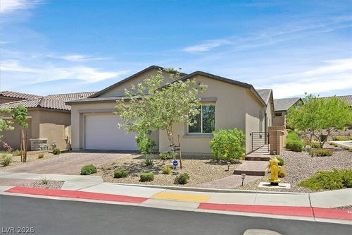 548 Comodo St, Henderson, NV, 89011-5486 | Card Image