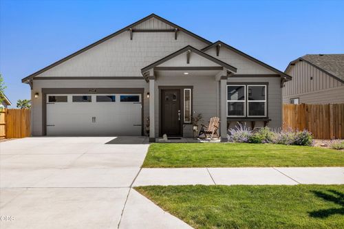 2347 Nw Upas Way, Redmond, OR, 97756-6237 | Card Image