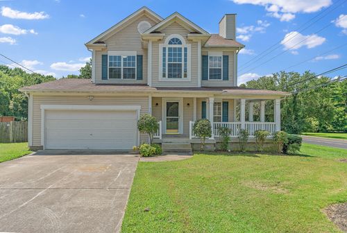 6101 Hampton Hall Way, Hermitage, TN, 37076-3270 | Card Image