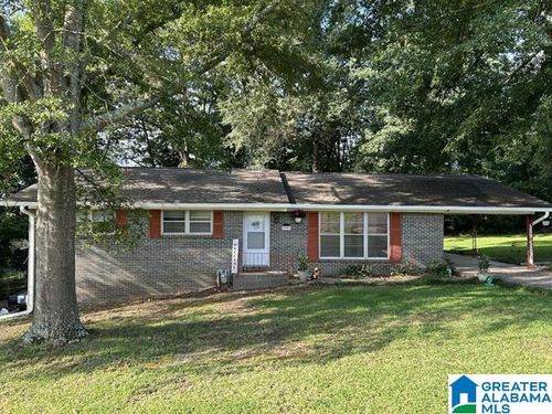 2904 Crestlane Dr, ADAMSVILLE, AL, 35005-2355 | Card Image