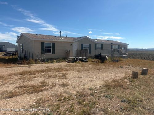 1002 E 2nd St, Big Piney, WY, 83113-5017 | Card Image