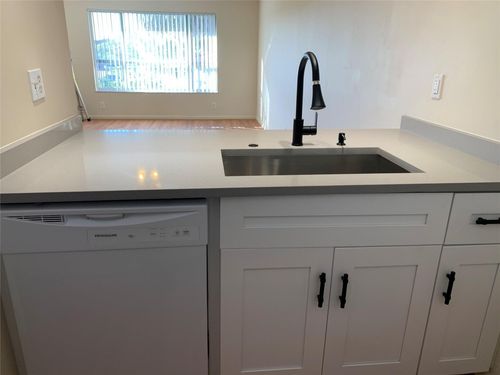 10038 Twin Lakes Dr, Coral Springs, FL, 33071-5347 | Card Image