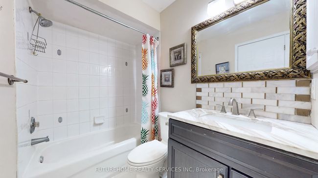 83 Sprucedale Way, Condo with 4 bedrooms, 4 bathrooms and 1 parking in Whitby ON | Image 32