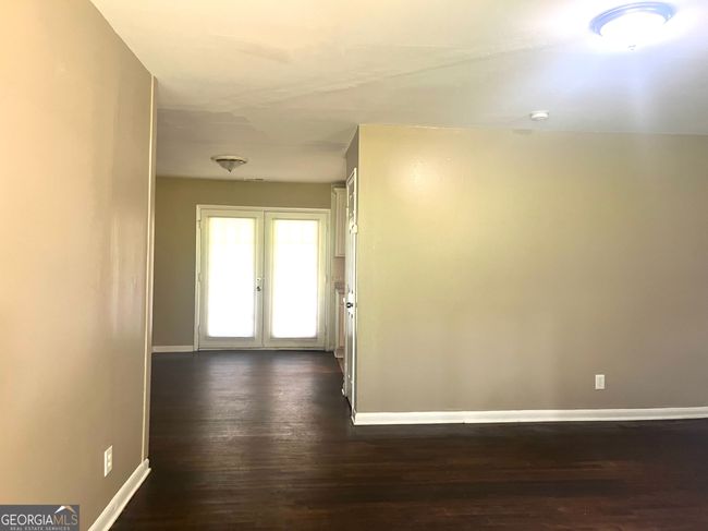 341 Pineland Rd Sw, House other with 3 bedrooms, 2 bathrooms and null parking in Mableton GA | Image 4