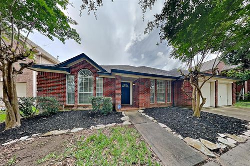 7538 Orchard Hills Ln, Sugar Land, TX, 77479-6126 | Card Image