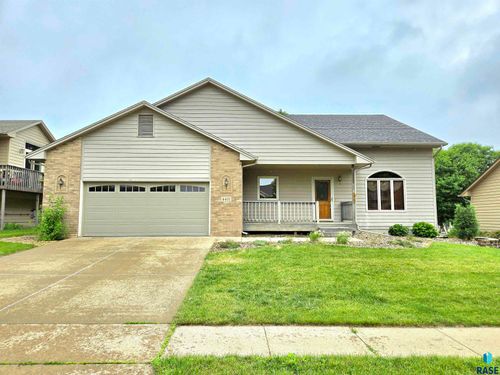 6401 S Crane Ave, Sioux Falls, SD, 57108-5716 | Card Image