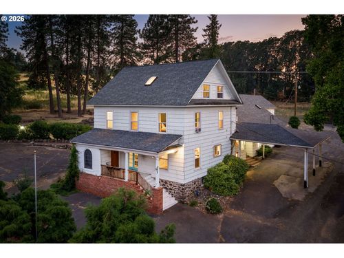 1270 N Main Ave, White Salmon, WA, 98672-8986 | Card Image