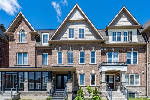 20 Remembrance Rd, Brampton, ON, L7A4Y8 | Card Image