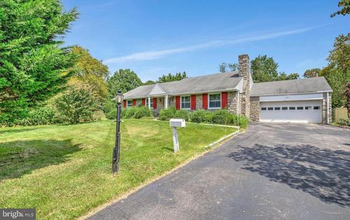 11 S Providence Rd, MEDIA, PA, 19063-3526 | Card Image