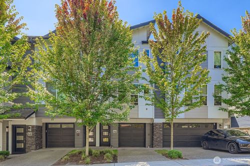 unit-a6-15720 Meadow Rd, Lynnwood, WA, 98087-6556 | Card Image