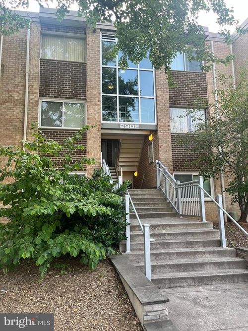 apt-9-2902 Kings Chapel Rd, FALLS CHURCH, VA, 22042-1142 | Card Image