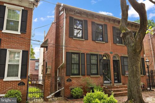 925 Lovering Ave, WILMINGTON, DE, 19806-3224 | Card Image