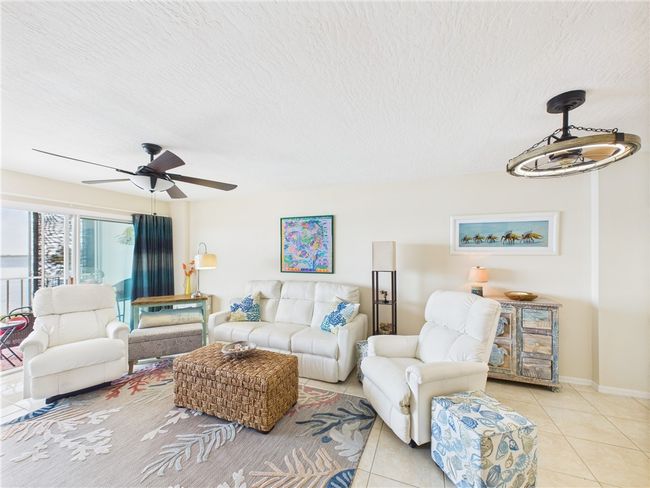 6039 - 6039 River Run Dr, House attached with 2 bedrooms, 2 bathrooms and null parking in Sebastian FL | Image 7