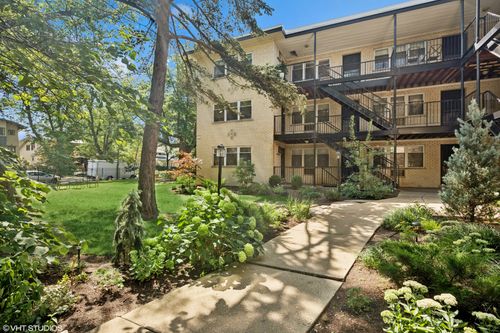 apt-3b-4258 Greenview Ave, Chicago, IL, 60613-1172 | Card Image